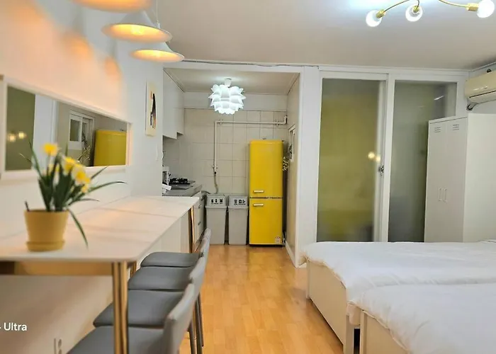 Gyeongbokgung - Two Bedrooms * Seoul