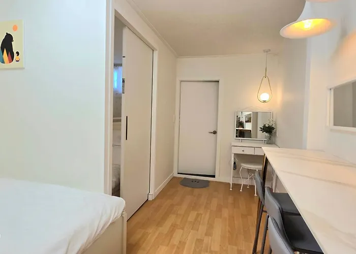 Gyeongbokgung - Two Bedrooms *